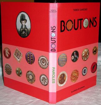 BOUTONS.